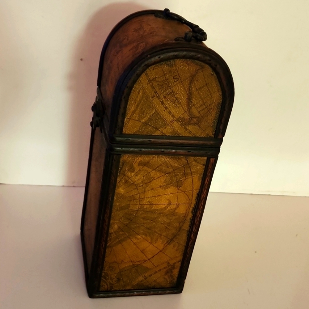 [SOLD]☆[HP]☆  Vintage Wooden Wine Box/Carrier - Picture 5 of 10